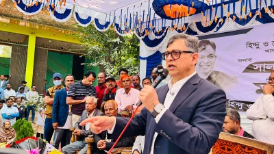 মতবিনিময় সভায় বক্তব্য দিচ্ছেন বিএনপির স্থায়ী কমিটির সদস্য সালাহউদ্দিন আহমদ