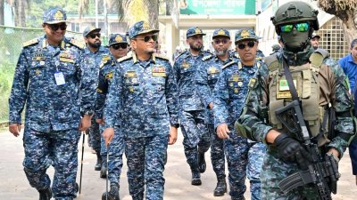 কুতুবদিয়া ও সন্দ্বীপ এলাকা পরিদর্শনে নৌবাহিনী প্রধান