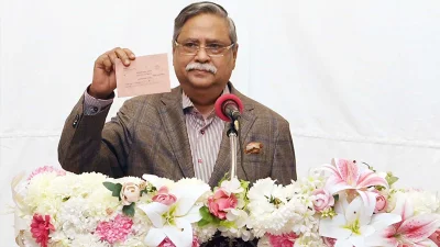 দ্বাদশ সংসদ নির্বাচনে পোস্টাল ব্যালটে ভোট দিচ্ছেন রাষ্ট্রপতি মো. সাহাবুদ্দিন। ফাইল ছবি