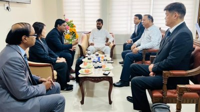 প্রতিমন্ত্রী নুরুল হকের সঙ্গে কান্টো গ্রুপের প্রতিনিধি দলের সাক্ষাৎ