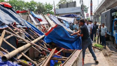 ঢাকা মহানগর পুলিশের (ডিএমপি) অভিযান