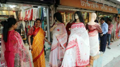বৈশাখ শুধু নগর অর্থনীতির নয়, এটি গ্রামীণ অর্থনীতিরও একটি বড় চালিকাশক্তি, ছবি: বাংলা ট্রিবিউন