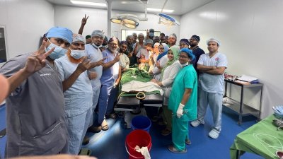 হাবিবার সফল অস্ত্রোপচারে খুশি মেডিক্যাল টিমের সদস্যরা
