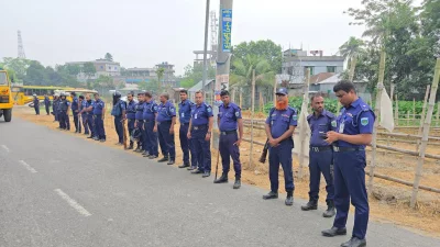পাবনার সাঁথিয়ায় একটি অস্থায়ী পশুর হাট ইজারাকে কেন্দ্র করে সংশ্লিষ্ট এলাকায় ১৪৪ ধারা জারি করেছে উপজেলা প্রশাসন