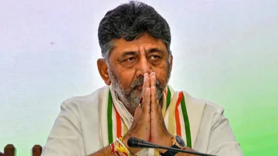 কর্ণাটকের মুখ্যমন্ত্রী হিসেবে শপথ নিতে যাচ্ছেন কংগ্রেস নেতা ডি কে শিবকুমার। ছবি: পিটিআই