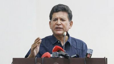 হোসেন জিল্লুর রহমান (ফাইল ছবি)