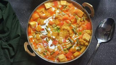 নবরত্ন তরকারি