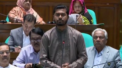 সংসদ অধিবেশনে প্রবাসী কল্যাণ ও বৈদেশিক কর্মসংস্থান প্রতিমন্ত্রী নুরুল হক নুরু