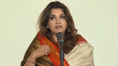 কথা বলছেন পররাষ্ট্র প্রতিমন্ত্রী শামা ওবায়েদ ইসলাম