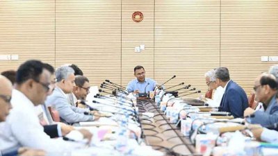 জাতীয় অর্থনৈতিক পরিষদের নির্বাহী কমিটির (একনেক) বৈঠক (ফাইল ছবি)