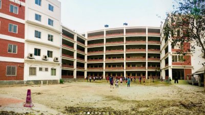 আইডিয়াল স্কুল অ্যান্ড কলেজের মুগদা শাখা