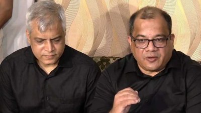 ক্রিকেটার নাঈম হাসানের বাসায় সিএমপি কমিশনার