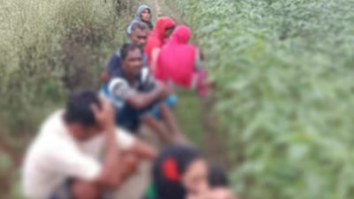 বিএসএফের পুশইনের ফলে সীমান্তের শূন্যরেখায় আটকে আছেন ১২ জনে
