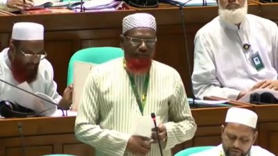 সংসদে ওবায়দুল্লাহ সালাফী