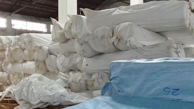 মিথ্যা ঘোষণা দিয়ে আনা পণ্যের চালান