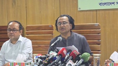 সংবাদ সম্মেলনে ডা. জাহেদ