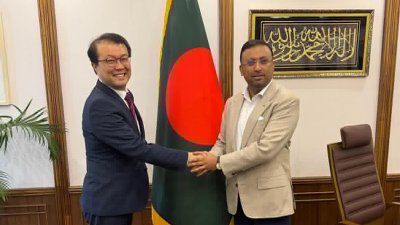 দক্ষিণ কোরিয়ার রাষ্ট্রদূত কিম জি-জুন প্রধানমন্ত্রীর পররাষ্ট্র বিষয়ক উপদেষ্টা হুমায়ুন কবিরের সঙ্গে সৌজন্য সাক্ষাৎ করেন