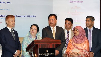 বেবিচকের কর্মশালার উদ্বোধনী অনুষ্ঠানে কথা বলেন বেসামরিক বিমান পরিবহন ও পর্যটনমন্ত্রী আফরোজা খানম