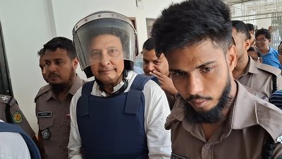 পুলিশের হেফাজতে হাসানুল হক ইনু
