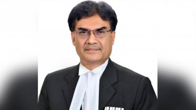 ব্যারিস্টার বদরুদ্দোজা বাদল (ফাইল ছবি)