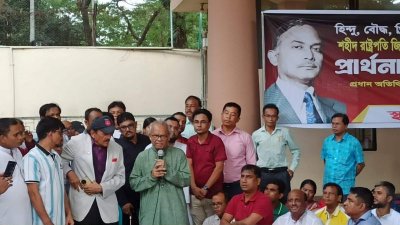 রাজধানীর ঢাকেশ্বরী মন্দিরে বিএনপির প্রতিষ্ঠাতা জিয়াউর রহমানের ৪৫তম মৃত্যুবার্ষিকী উপলক্ষে আয়োজিত আলোচনা সভা
