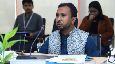 আবু হানিফ