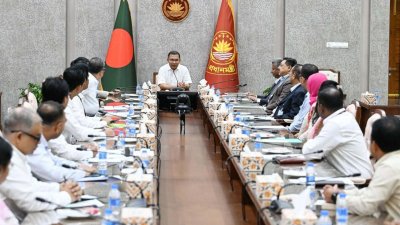 সচিবালয়ে প্রধানমন্ত্রীর কার্যালয়ে আয়োজিত সভা