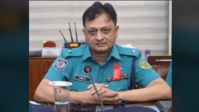 চট্টগ্রাম নগরের সদরঘাট থানার ভারপ্রাপ্ত কর্মকর্তা (ওসি) মুহাম্মদ শরীফকে যোগদানের ১৭ দিনের মাথায় দায়িত্ব থেকে প্রত্যাহার