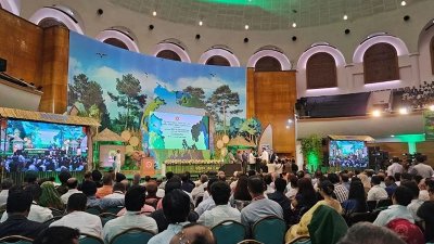 পরিবেশ মেলা ও জাতীয় বৃক্ষরোপণ কর্মসূচির উদ্বোধনী অনুষ্ঠান