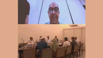 বিএনপির স্থায়ী কমিটির বৈঠকে ভার্চুয়ালি যুক্ত মির্জা আব্বাস