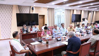 দেশের সমতল এলাকায় বসবাসকারী ক্ষুদ্র নৃগোষ্ঠীর প্রতিনিধিদের সঙ্গে বৈঠক করেন প্রধানমন্ত্রী তারেক রহমান