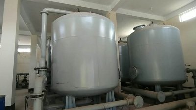 বাগেরহাট পৌরবাসীর দীর্ঘদিনের সুপেয় পানির সংকট নিরসনে ৪০ কোটি টাকা ব্যয়ে নির্মাণ করা হয়েছিল একটি আধুনিক সারফেস ওয়াটার ট্রিটমেন্ট প্ল্যান্ট