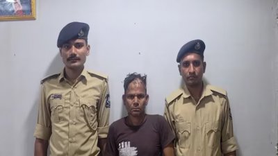 অভিযুক্ত বাবুভাই পারগিকে গ্রেফতার করেছে পুলিশ। ছবি: ইন্ডিয়া টুডে
