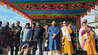 নড়াইল শহরের পুরাতন বাস টার্মিনাল এলাকার মুক্তমঞ্চে এনসিপি জেলা শাখা আয়োজিত জুলাই পদযাত্রা ও পথসভা