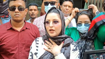 আদালতে পরীমণি
