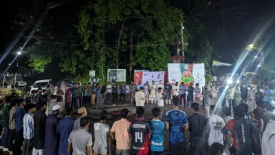 চাকসুর নেতৃবৃন্দের বিক্ষোভ মিছিল