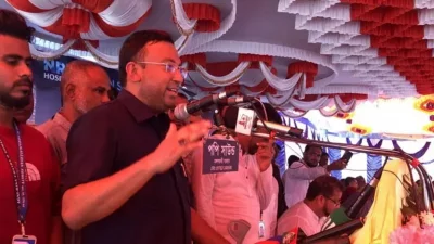 এনআরবি মেডিক্যাল কলেজ হাসপাতালের নির্মাণকাজের উদ্বোধনী অনুষ্ঠানে বক্তব্য দেন হুমায়ুন কবির