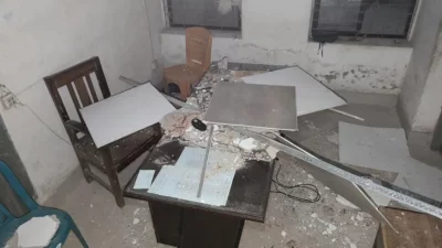 পলেস্তারা পড়ে ডিমলা থানার এএসআই আহত