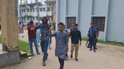 পুলিশের হেফাজত থেকে মুক্তি পাওয়া মাহদীসহ তিন জন