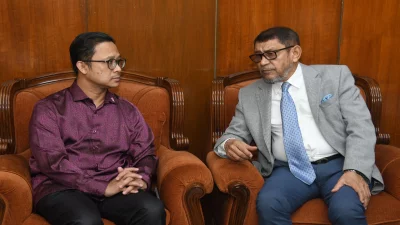 স্বাস্থ্যমন্ত্রী সরদার মোঃ সাখাওয়াত হোসেন ও হাই কমিশনার মোহাম্মদ শুহাদা ওসমান