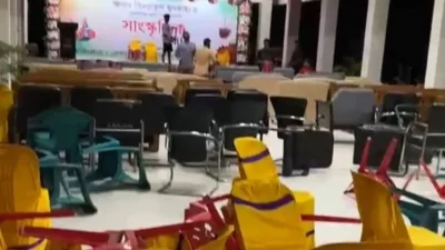 পুলিশের অনুষ্ঠানে গিয়ে বাধা দেন মাদ্রাসা শিক্ষার্থীরা