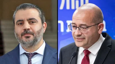 সিরিয়ার পররাষ্ট্রমন্ত্রী আসাদ আল-শাইবান ও ইসরায়েলের গোয়েন্দা সংস্থা মোসাদের প্রধান রোমান গফম্যান। ছবি: সংগৃহীত