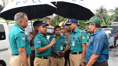 পূর্বাচলের অস্থায়ী বাস ডিপোতে স্থানান্তরে বিশেষ অভিযান পরিচালনা করছে ডিএমপির ট্রাফিক বিভাগ