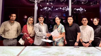 ব্যাংককে বাংলাদেশের রিজুভা ওয়েলনেস ও থাইল্যান্ডের জেনেসেন গ্রুপ সমঝোতা স্মারক সই অনুষ্ঠানে অতিথিরা
