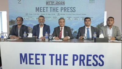 মেলার বিষয়ে জানাতে ক্রাউন প্লাজা ঢাকা এয়ারপোর্টে অনুষ্ঠিত সংবাদ সম্মেলন
