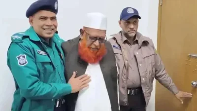 আবুল কালাম আযাদ (ফাইল ছবি)
