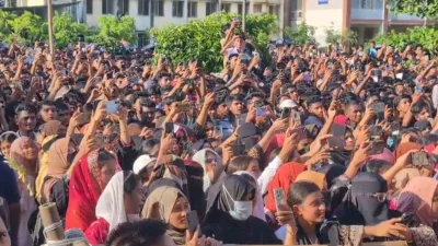 কওমি ছাত্র ঐক্য পরিষদের আপত্তি, আলোচনা-সমালোচনা ও উত্তেজনার আশঙ্কার মধ্যেই ব্রাহ্মণবাড়িয়া সরকারি কলেজে অনুষ্ঠিত হয়েছে নবীনবরণ অনুষ্ঠান
