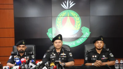 র্যাবের সংবাদ সম্মেলন