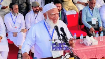 বগুড়ার পথসভায় বক্তব্য দেন জামায়াতে ইসলামীর আমির