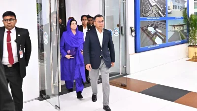 বিমানবন্দরে প্রধানমন্ত্রী তারেক রহমান
